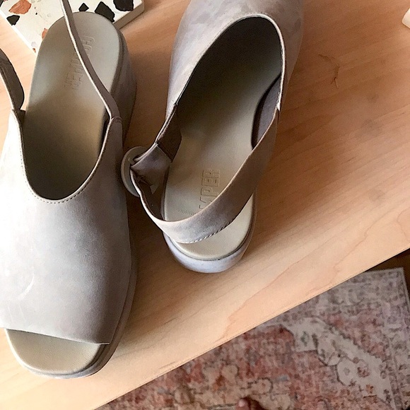 Camper Suede Sandals 7 - Picture 4 of 7